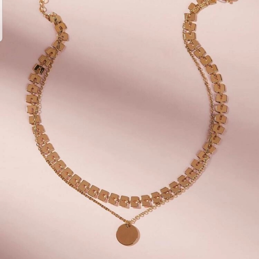 *Liliana* Choker and Disc Necklace - Picture 2 of 4